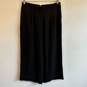 BCBG Maxazria “BRETT” Black Wide Leg Capri Cropped Trousers Size 8